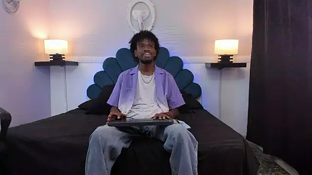 Snapshot of AllexJacob chatting on 09-24-25, 01:14 AllexJacob online show from 09-24-25, 01:14