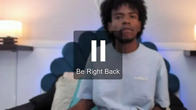 Snapshot of AllexJacob chatting on 09-26-25, 01:37 AllexJacob online show from 09-26-25, 01:37