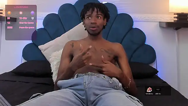 Snapshot of AllexJacob chatting on 10-15-25, 01:33 AllexJacob online show from 10-15-25, 01:33