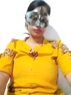 Snapshot of ms-naina chatting on 04-23-26, 05:26 ms-naina online show from 04-23-26, 05:26