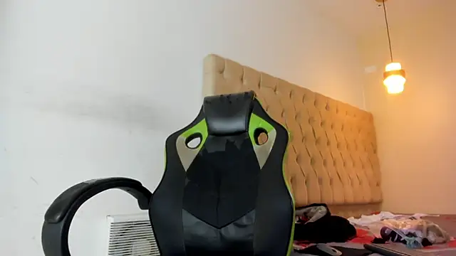 Naomis 35 online show from 12-13-25, 07:53