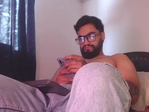 Chrys harris77 online show from 05-08-26, 04:34