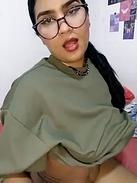 Snapshot of Renata_Zoe chatting on 09-24-25, 01:20 Renata Zoe online show from 09-24-25, 01:20