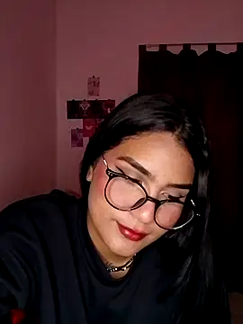 Snapshot of Renata_Zoe chatting on 11-11-25, 01:27 Renata Zoe online show from 11-11-25, 01:27