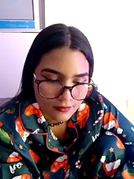 Snapshot of Renata_Zoe chatting on 12-01-25, 02:16 Renata Zoe online show from 12-01-25, 02:16