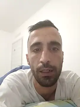 Deffnot7777 online show from 11-06-25, 08:43