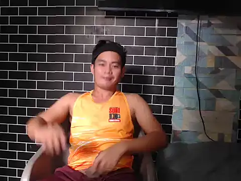 Newt4U online show from 11-18-25, 02:17