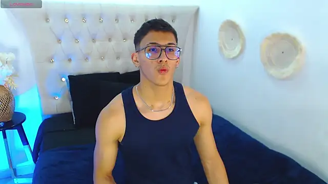 SalvadorFit online show from 09-19-25, 08:31