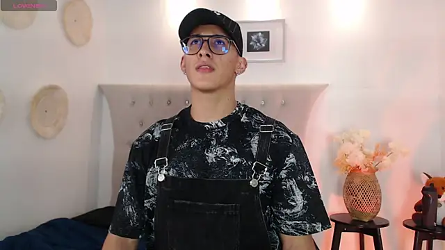 SalvadorFit online show from 09-21-25, 08:32