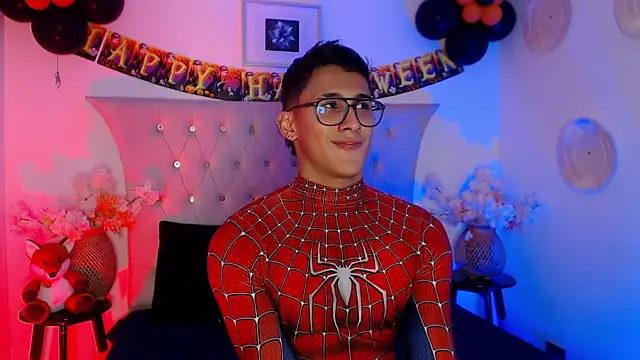 SalvadorFit online show from 10-13-25, 10:10