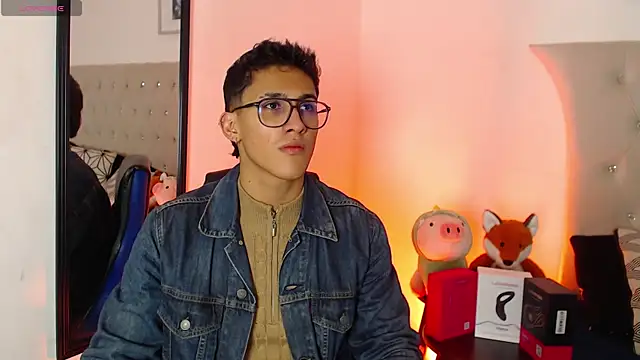 SalvadorFit online show from 11-17-25, 08:36