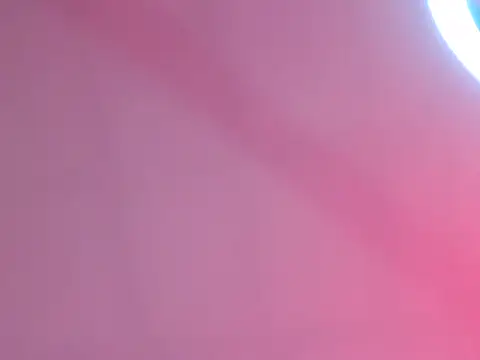 Snapshot of Lunadool chatting on 04-28-26, 02:11 Lunadool online show from 04-28-26, 02:11