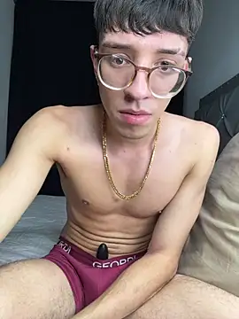 Snapshot of arthurdavies chatting on 11-19-25, 05:07 arthurdavies online show from 11-19-25, 05:07