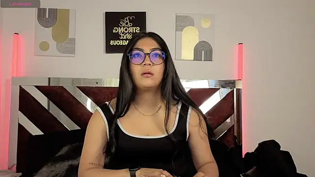 Violettabloom  online show from 09-27-25, 12:43