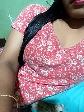 Snapshot of Cute_Couple59 chatting on 10-13-25, 12:49 Cute Couple59 online show from 10-13-25, 12:49