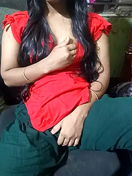 Snapshot of Cute_Couple59 chatting on 10-17-25, 10:29 Cute Couple59 online show from 10-17-25, 10:29