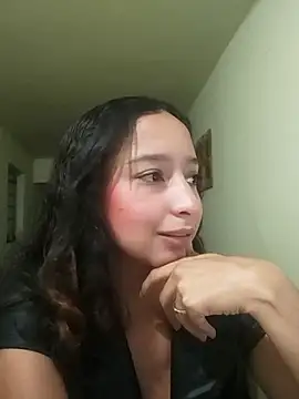 Vale stone  online show from 11-18-25, 09:30