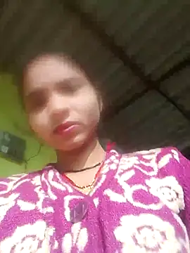 Snapshot of R_Roshni chatting on 12-03-25, 03:14 R Roshni online show from 12-03-25, 03:14