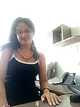 ValeriaLove43211 online show from 09-22-25, 06:59