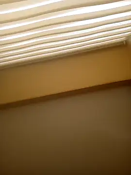 ValeriaLove43211 online show from 03-22-26, 12:19