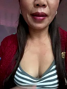 Milky-milk online show from 12-13-25, 11:43