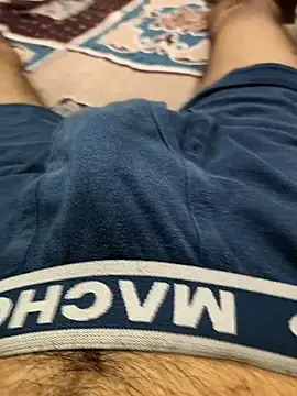 Snapshot of king_boy070 chatting on 10-31-25, 06:47 king boy070 online show from 10-31-25, 06:47