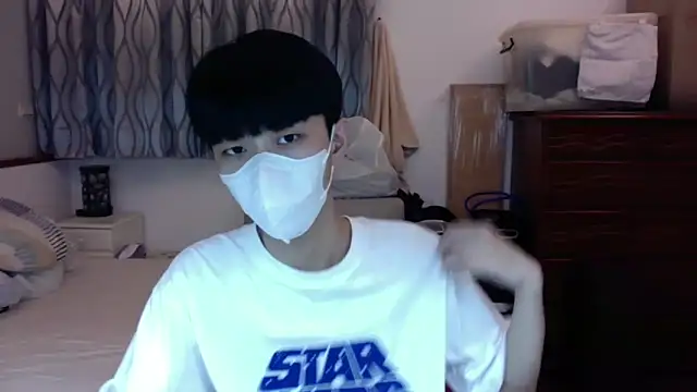 kai101010 online show from 09-26-25, 04:11