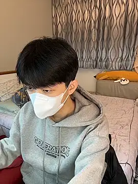 kai101010 online show from 02-09-26, 01:04