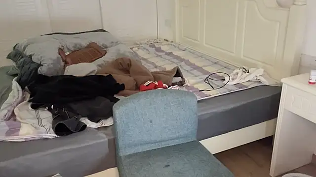 xlong00099 online show from 12-05-25, 11:41