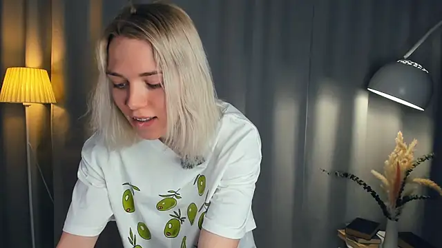 DianeHonnette online show from 03-21-26, 07:28