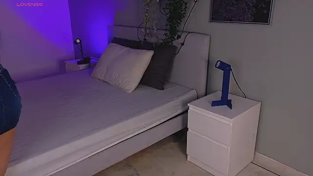 KeendraFox  online show from 03-13-26, 10:11