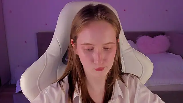 CrystalSoul  online show from 11-12-25, 12:33