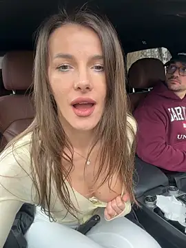 Snapshot of fit_vic chatting on 02-17-26, 12:01 fit vic online show from 02-17-26, 12:01