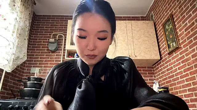 EmmaLeexth online show from 03-20-26, 11:37