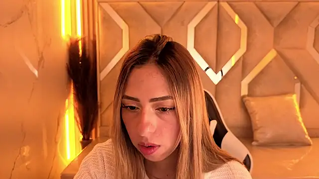 Snapshot of tamara_tp chatting on 01-08-26, 12:18 tamara tp online show from 01-08-26, 12:18