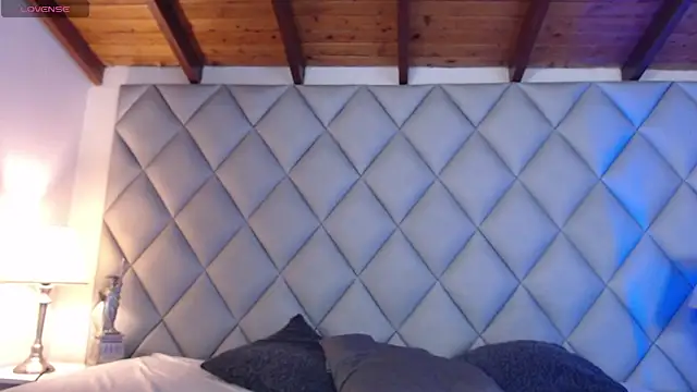 Clement Reyes online show from 10-28-25, 12:52