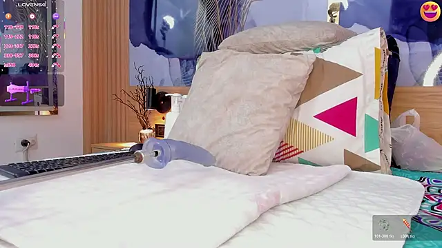 Anabacker01 online show from 11-26-25, 07:26