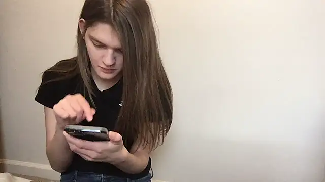 gumbiekitty online show from 11-06-25, 05:25