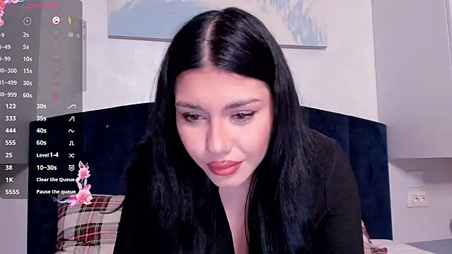 Snapshot of KendraKiss_ chatting on 10-23-25, 08:51 KendraKiss online show from 10-23-25, 08:51