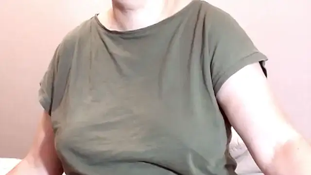 Snapshot of NastyAssxx chatting on 06-07-26, 08:29 NastyAssxx online show from 06-07-26, 08:29
