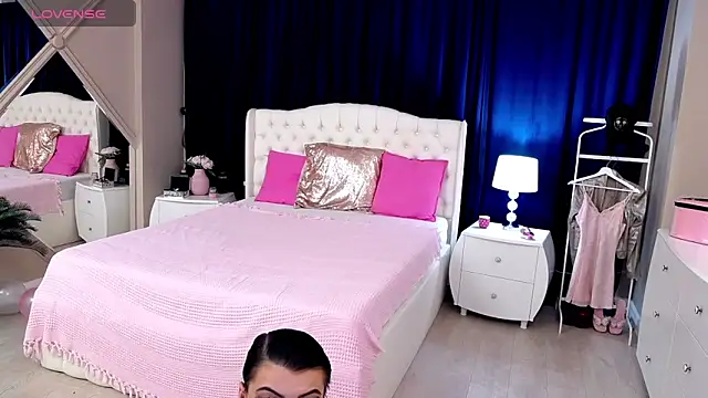 Vanilux Butter online show from 10-15-25, 12:05