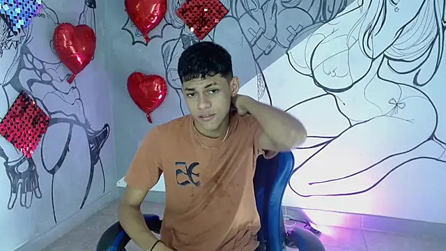 Snapshot of deivid_bigcock1 chatting on 09-21-25, 12:23 deivid bigcock1 online show from 09-21-25, 12:23