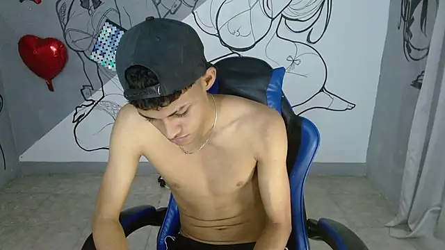 Snapshot of deivid_bigcock1 chatting on 09-28-25, 12:49 deivid bigcock1 online show from 09-28-25, 12:49