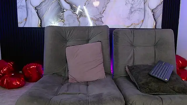 Snapshot of deivid_bigcock1 chatting on 10-12-25, 12:31 deivid bigcock1 online show from 10-12-25, 12:31