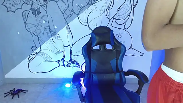 Snapshot of deivid_bigcock1 chatting on 10-27-25, 12:26 deivid bigcock1 online show from 10-27-25, 12:26