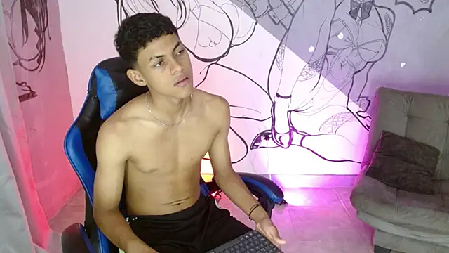 Snapshot of deivid_bigcock1 chatting on 11-13-25, 12:31 deivid bigcock1 online show from 11-13-25, 12:31