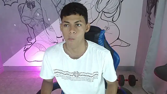 Snapshot of deivid_bigcock1 chatting on 11-28-25, 12:24 deivid bigcock1 online show from 11-28-25, 12:24