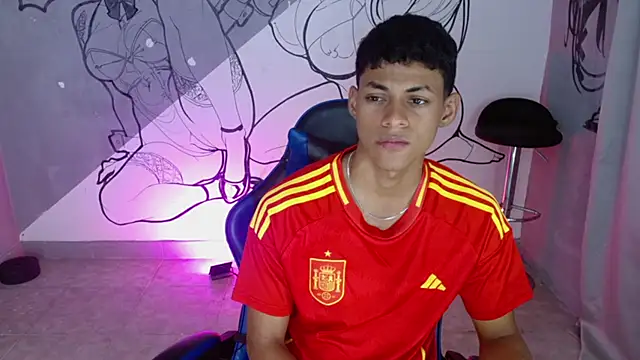 Snapshot of deivid_bigcock1 chatting on 11-30-25, 12:14 deivid bigcock1 online show from 11-30-25, 12:14