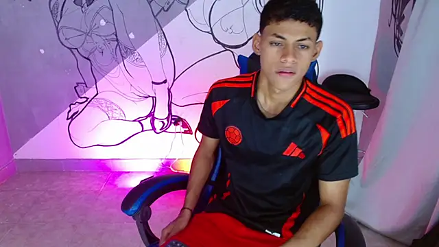 Snapshot of deivid_bigcock1 chatting on 12-05-25, 06:26 deivid bigcock1 online show from 12-05-25, 06:26