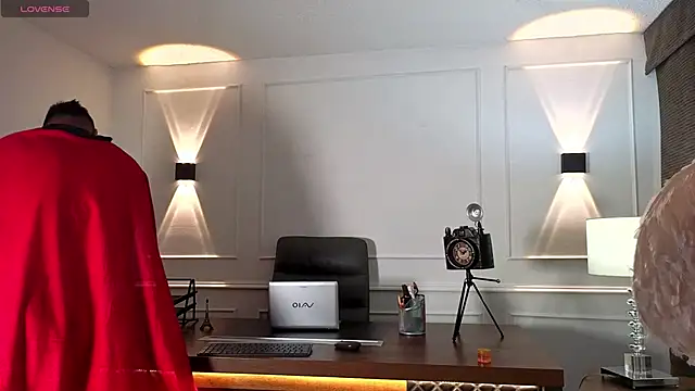 afrodita aares online show from 10-31-25, 07:48